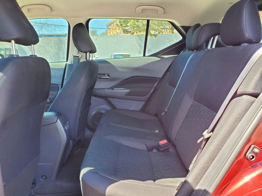 Used 2024 Nissan Kicks SV w/ Interior Electronics Package FWD image 10