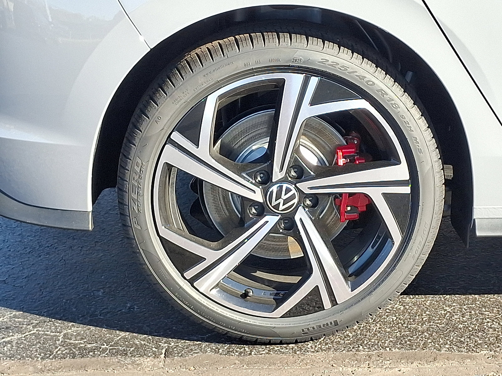 New 2026 Volkswagen GTI SE image 5