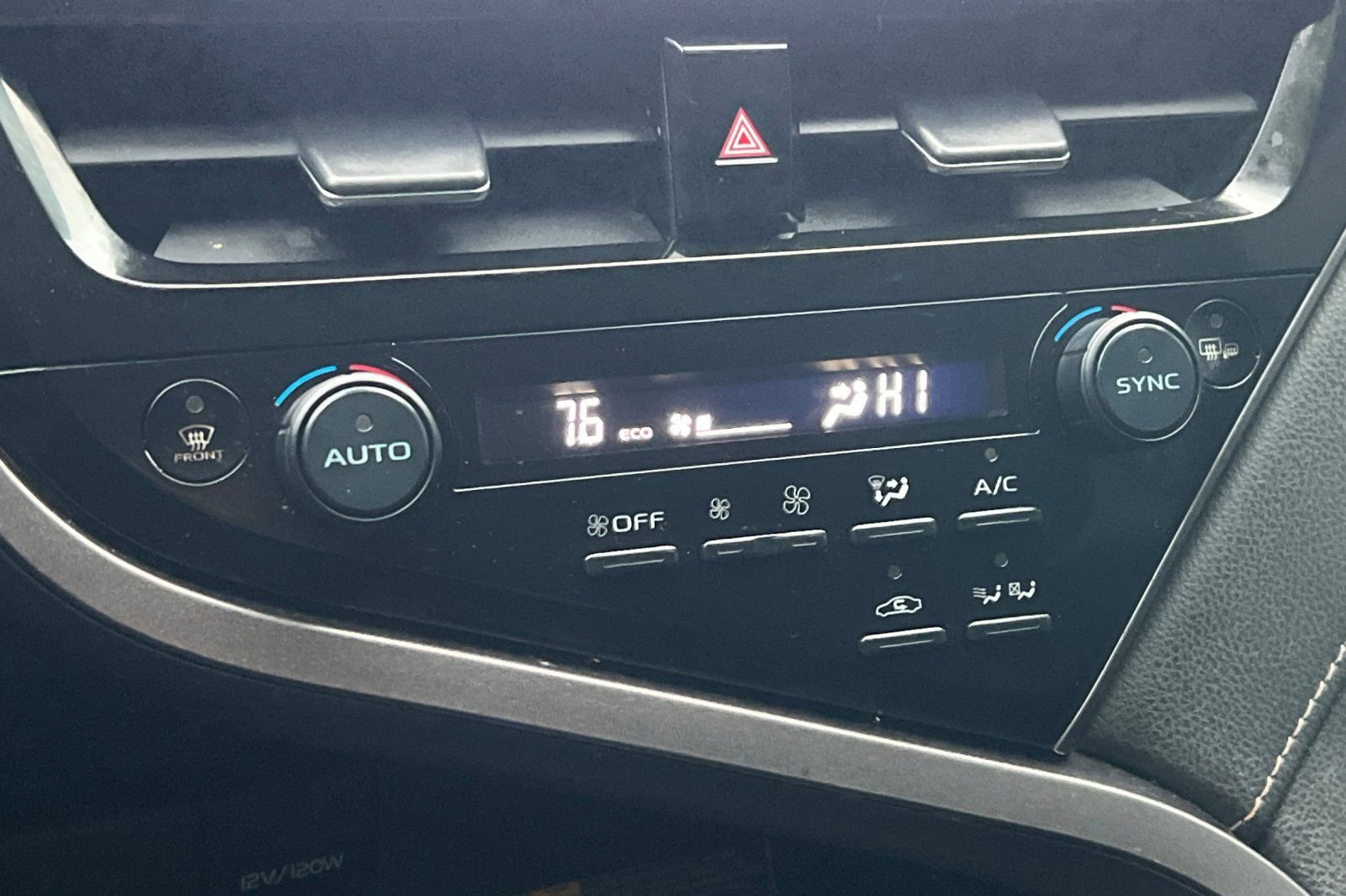 Used 2021 Toyota Camry XSE w/ Navigation Upgrade Package image 17