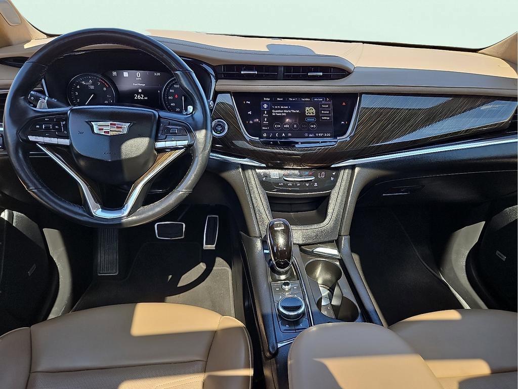 Used 2020 Cadillac XT6 Sport w/ Platinum Package AWD/4WD image 9