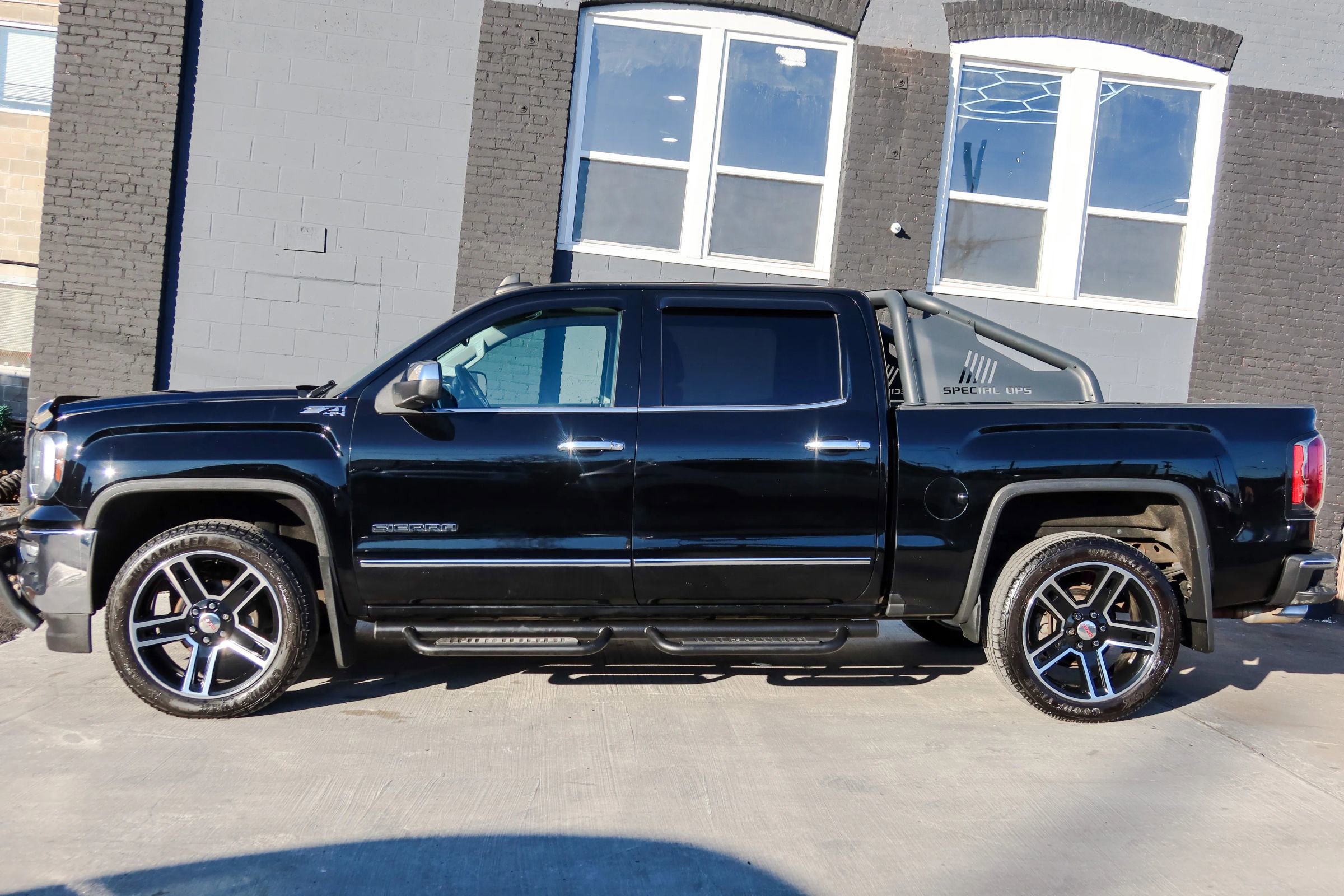 Used 2016 GMC Sierra 1500 SLT AWD/4WD image 5