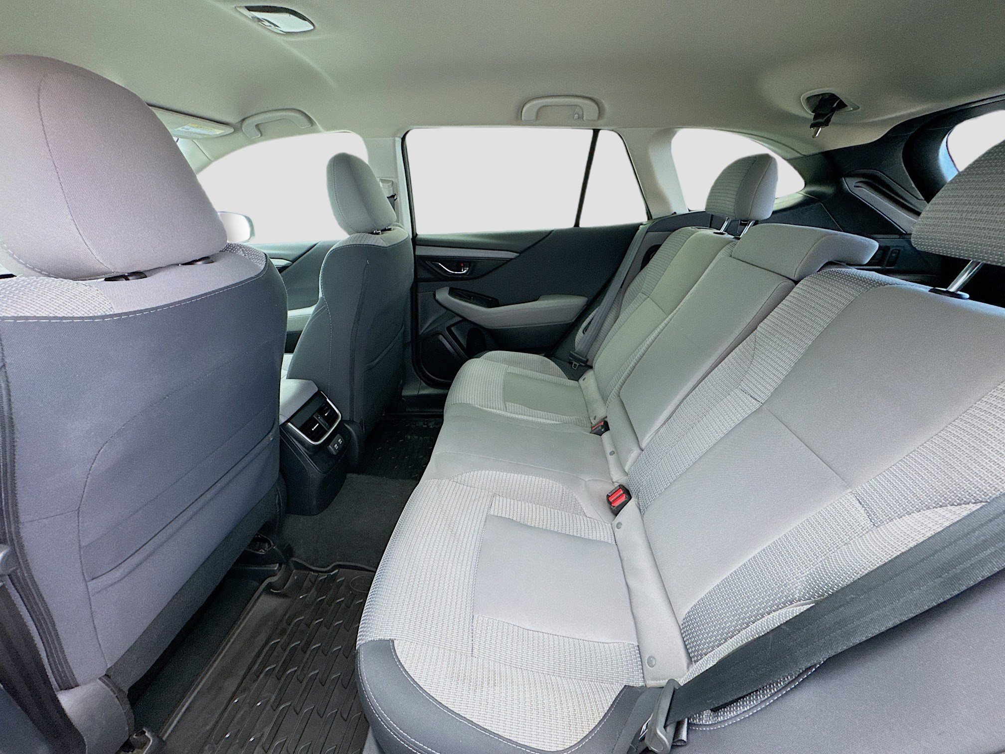 Used 2022 Subaru Outback Premium image 15