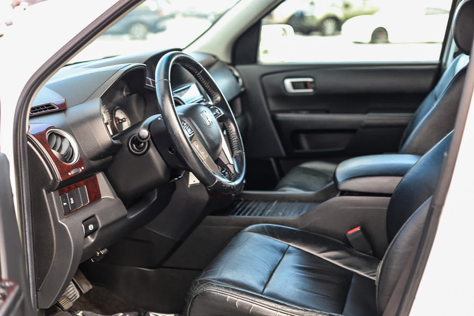 Used 2012 Honda Pilot Touring image 17