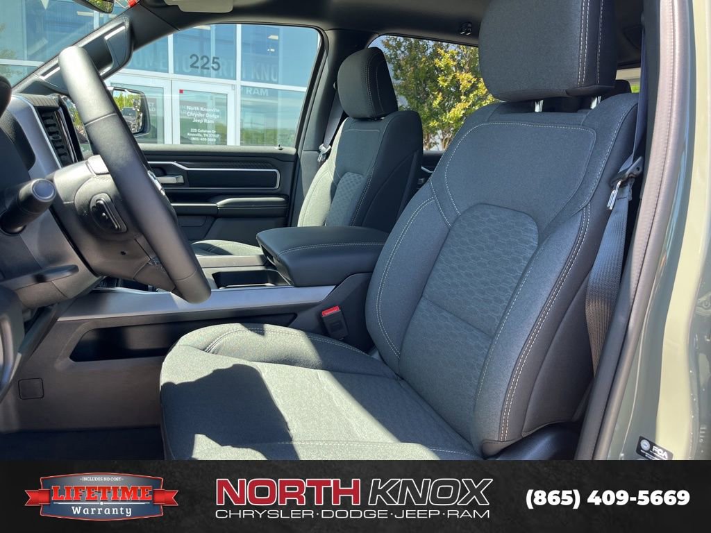 New 2026 RAM 1500 Big Horn AWD/4WD image 4