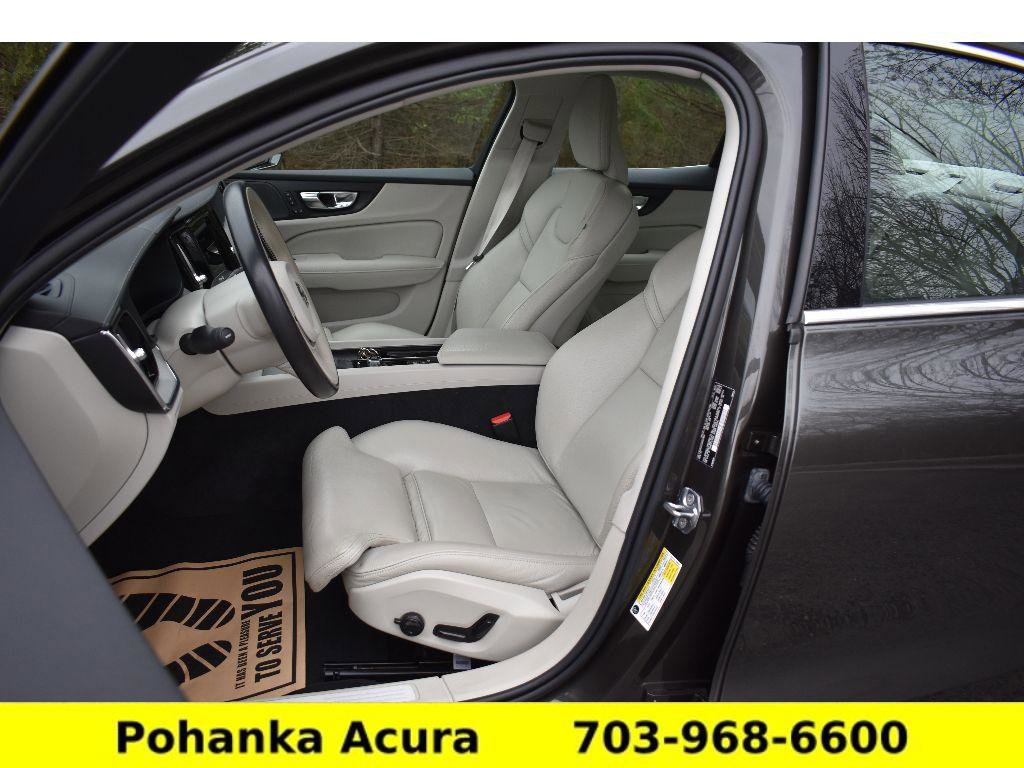 Used 2021 Volvo S60 T6 Inscription image 24