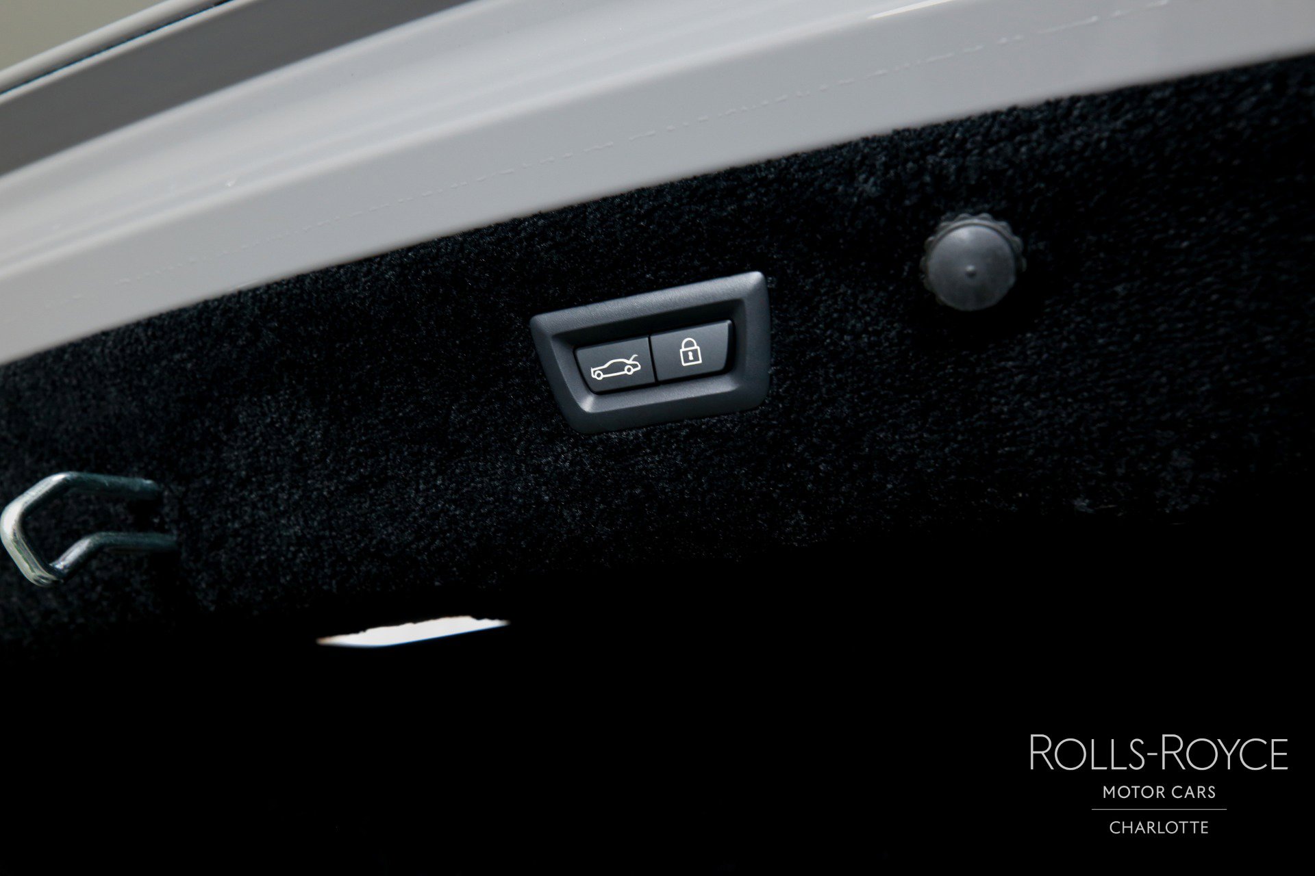 Used 2025 Rolls-Royce Spectre Black Badge w/ Spectre Enhancement Package image 22