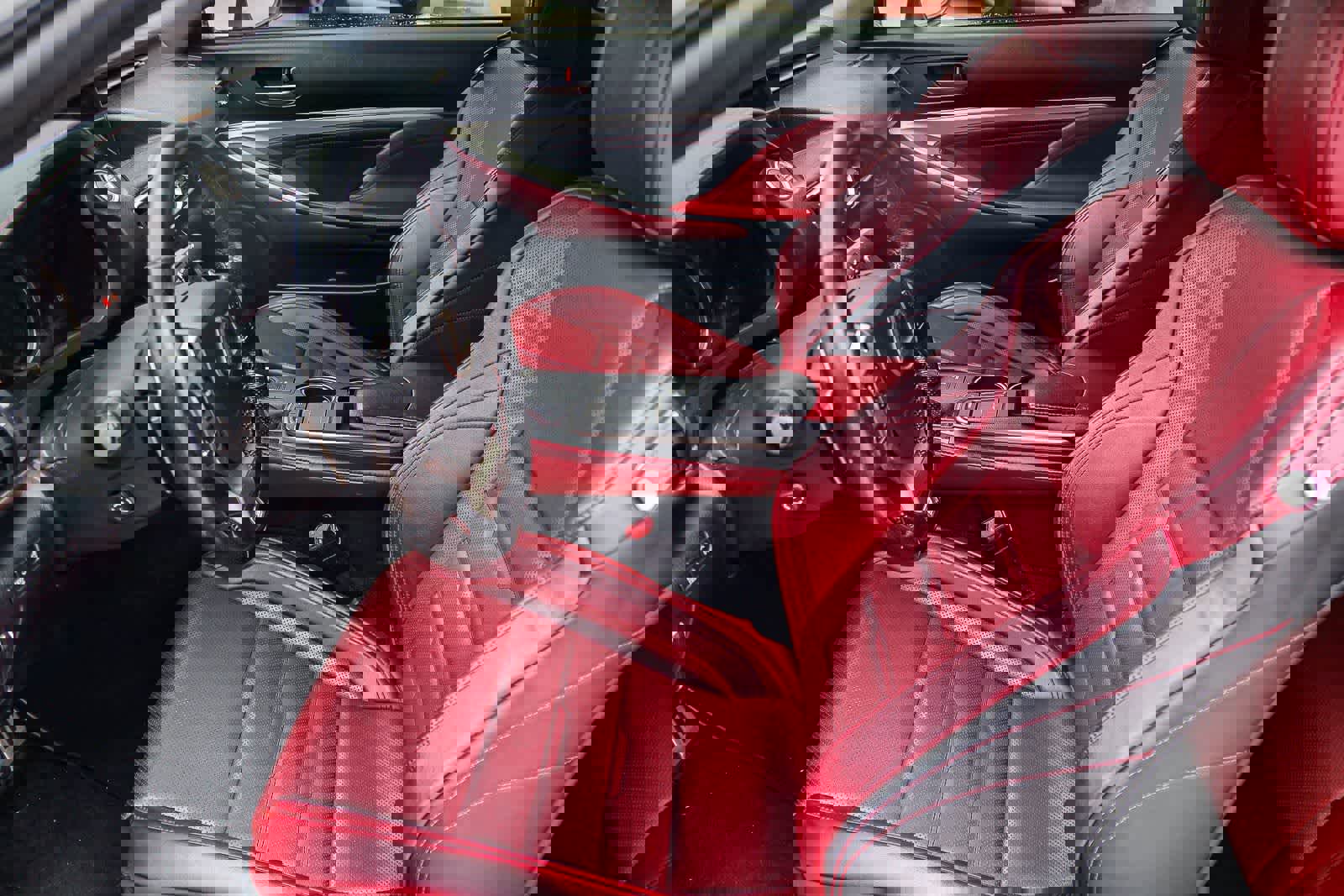 Used 2016 Lexus RC 200t image 19