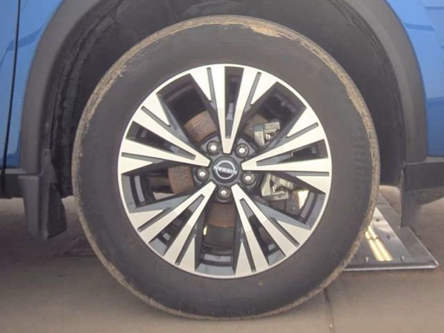 Used 2023 Nissan Rogue SV image 21