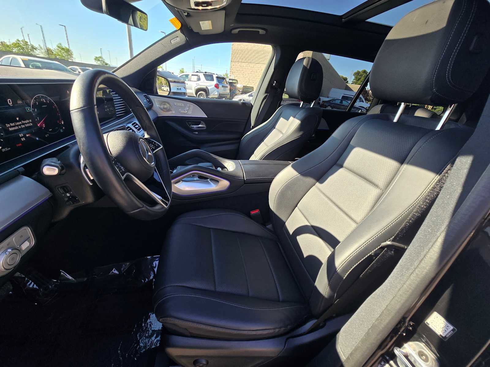 Used 2025 Mercedes-Benz GLS 450 4MATIC image 25