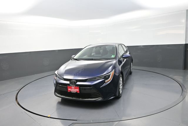 Used 2024 Toyota Corolla LE image 36
