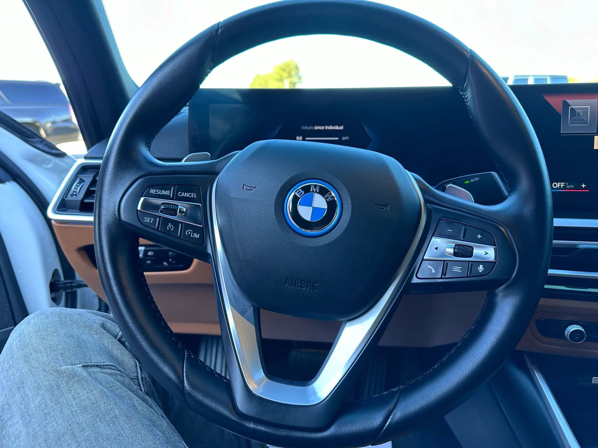 Used 2023 BMW 330e w/ Driving Assistance Package image 6