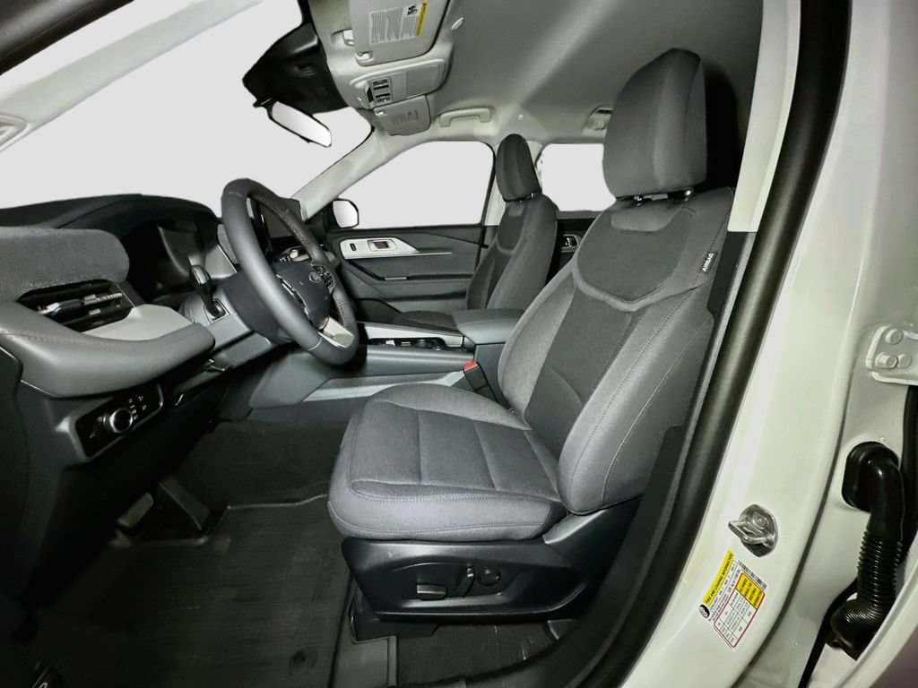 New 2026 Ford Explorer Active AWD/4WD image 17