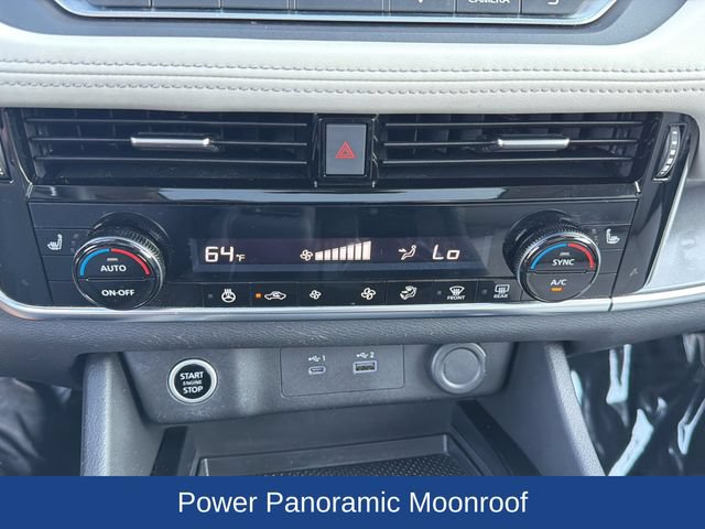 Used 2021 Nissan Rogue SV w/ Premium Package AWD/4WD image 14