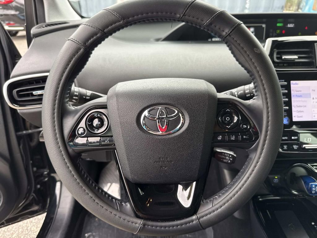 Used 2022 Toyota Prius FWD image 41