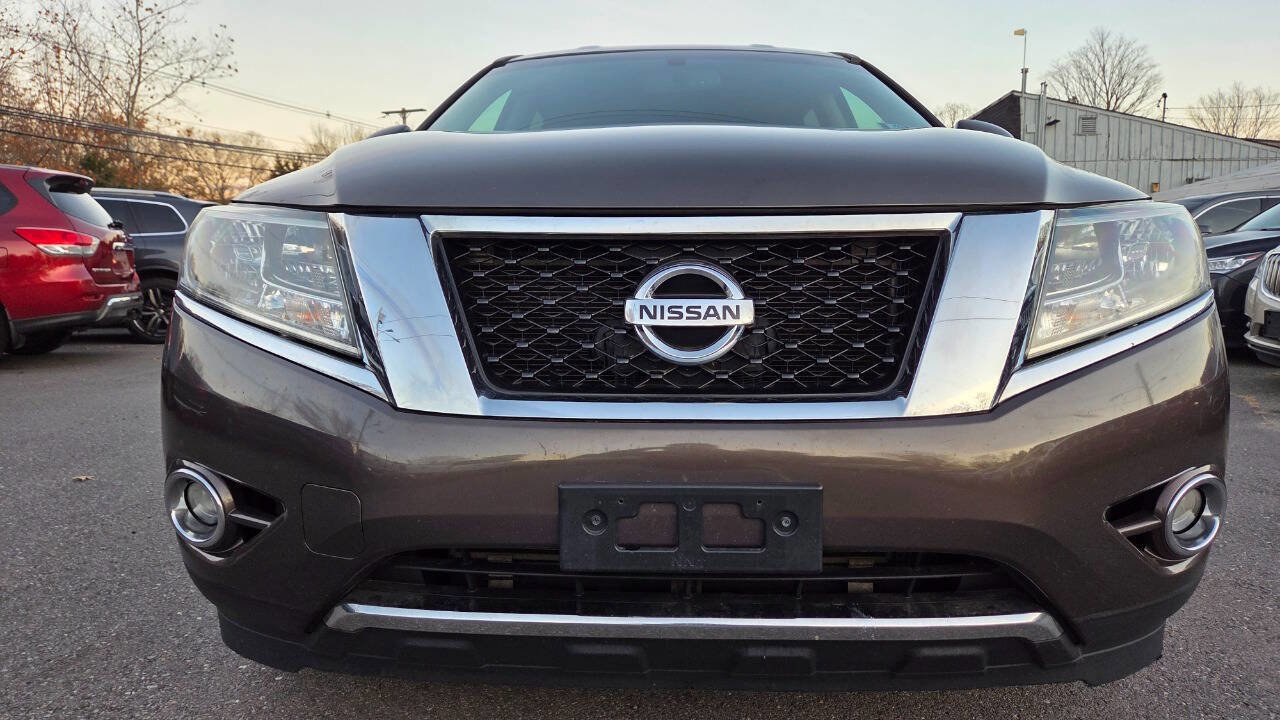 Used 2015 Nissan Pathfinder SV w/ Cargo Package image 3