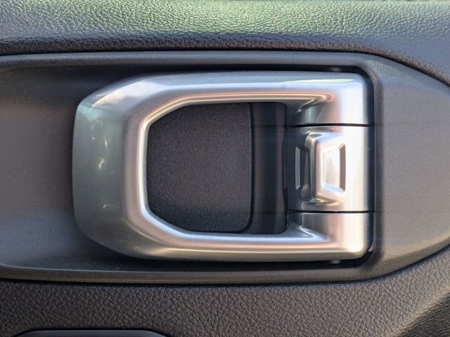 Used 2018 Jeep Wrangler Unlimited Rubicon image 31