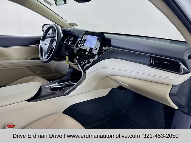 Used 2023 Toyota Camry LE image 26