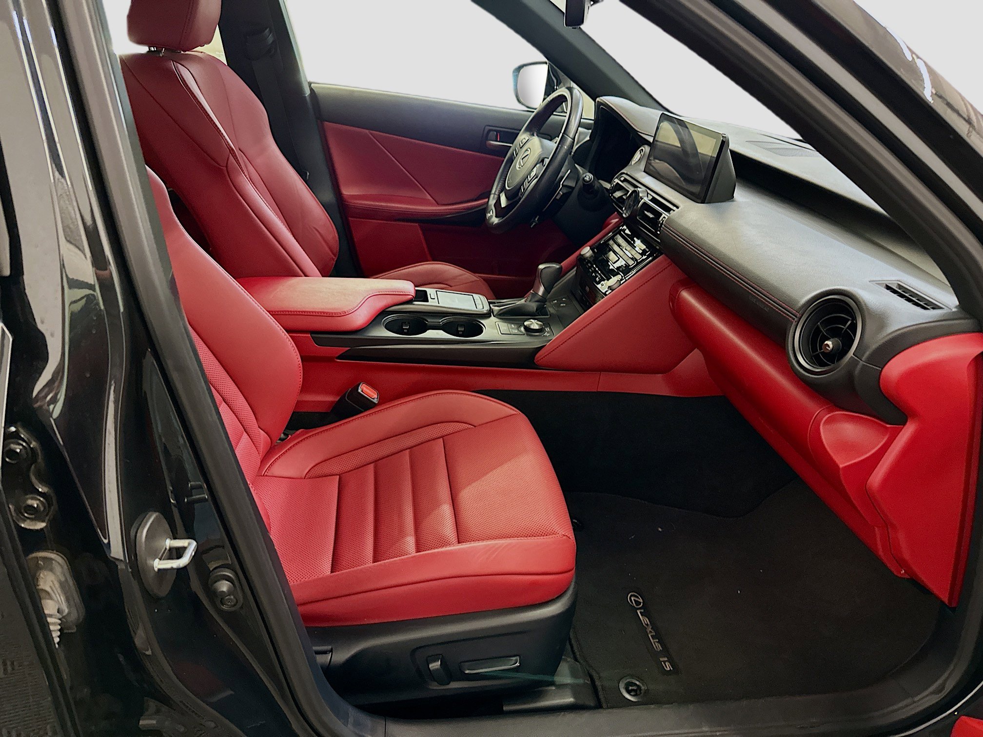 Used 2023 Lexus IS 350 F Sport image 33