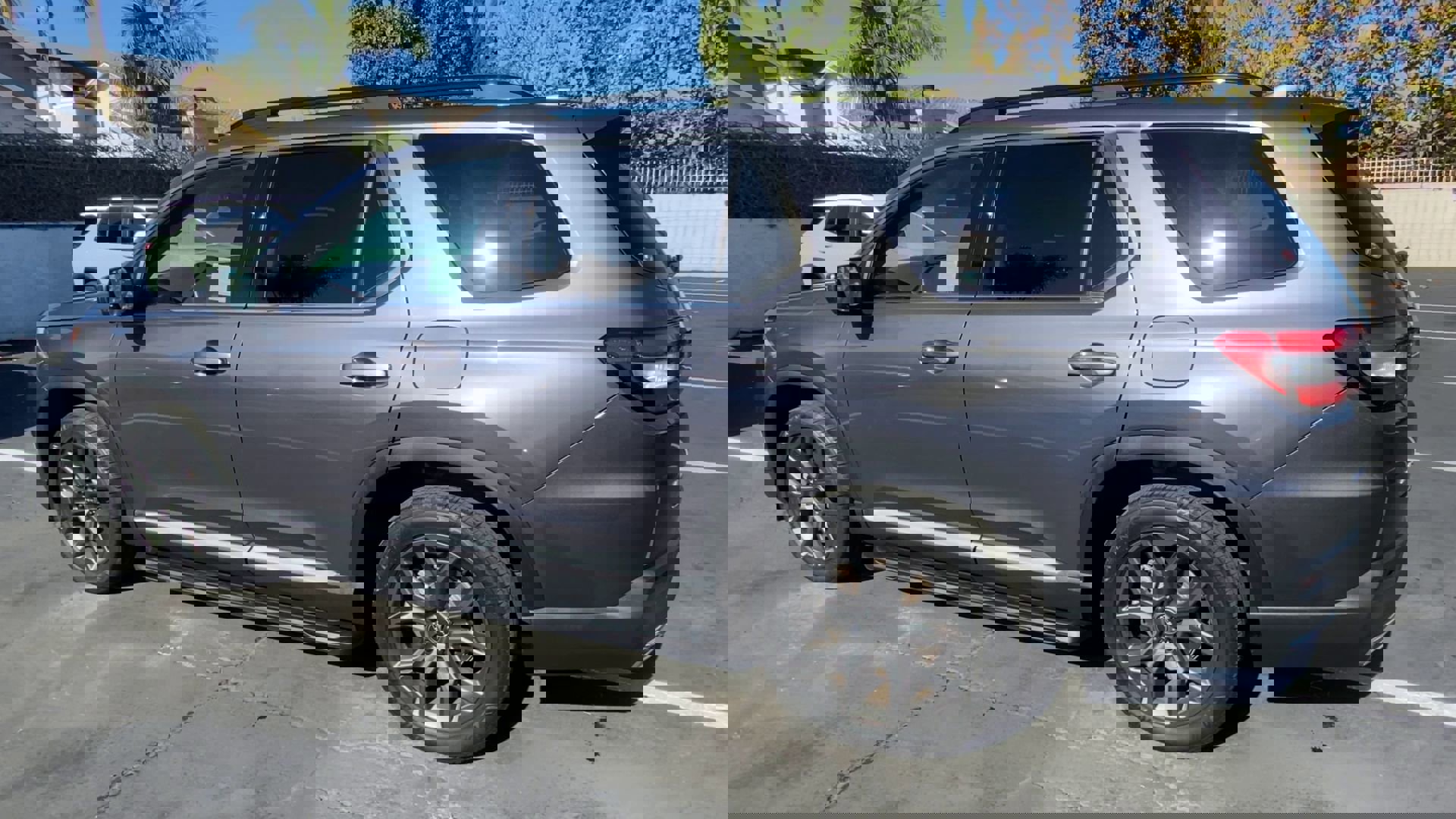 Used 2023 Honda Pilot Elite image 7