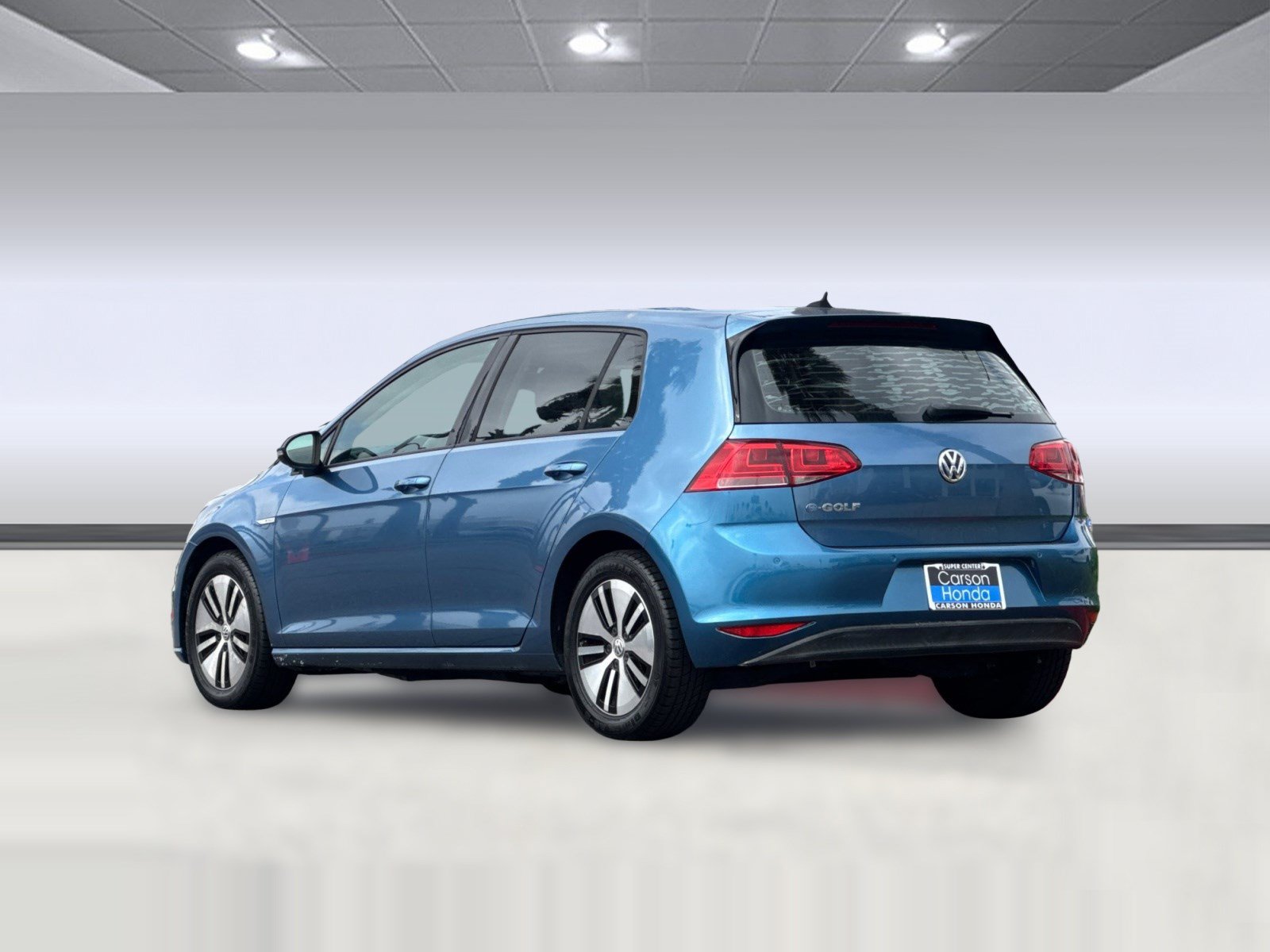 Used 2015 Volkswagen e-Golf SEL Premium FWD image 3