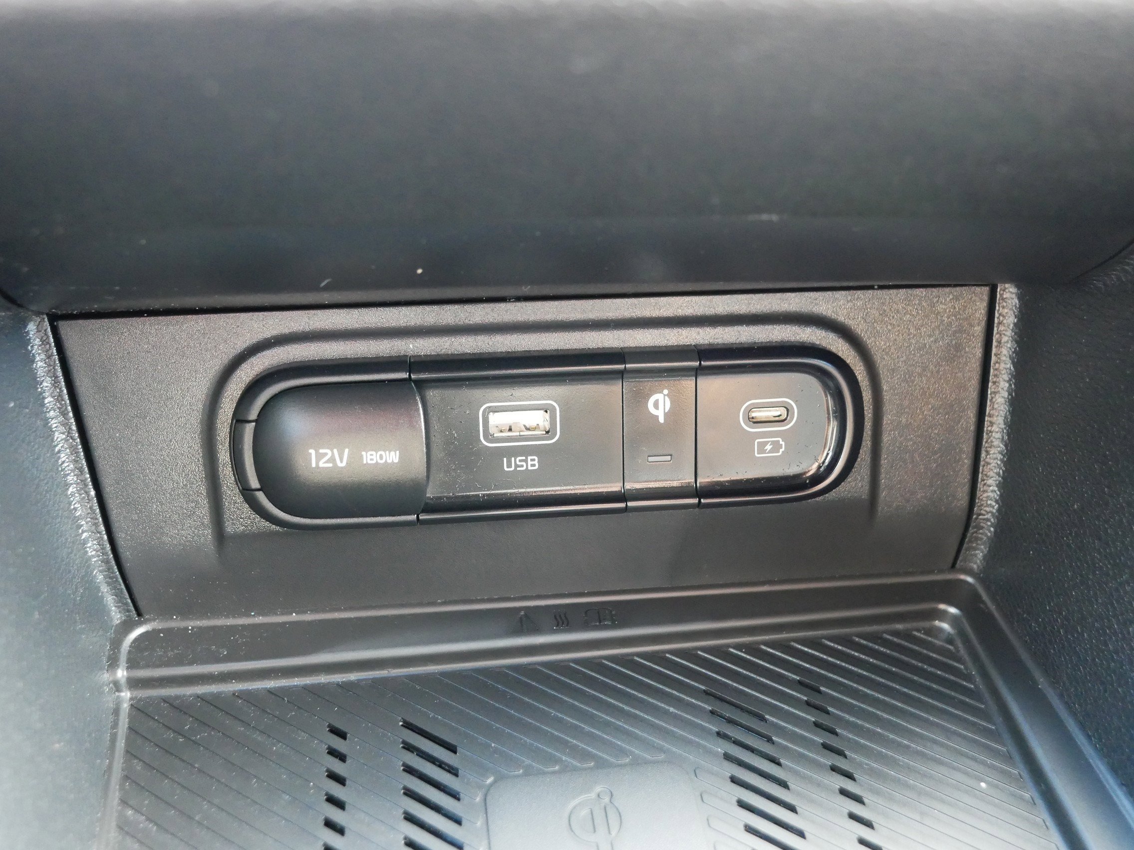 Certified 2023 Kia Sportage X-Line AWD/4WD image 33