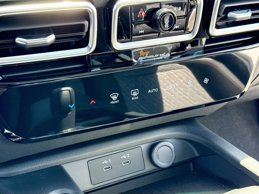 New 2026 Nissan Sentra SV FWD image 9
