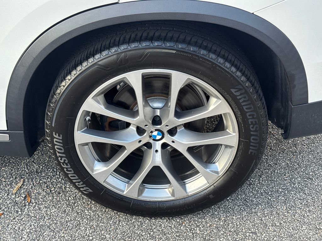 Used 2019 BMW X5 xDrive40i w/ Premium Package 2 image 19