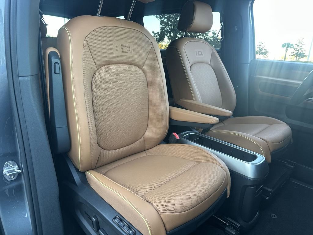 New 2025 Volkswagen ID. Buzz Pro S image 27