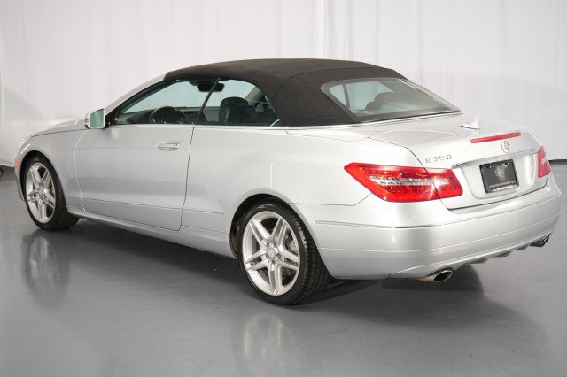 Used 2011 Mercedes-Benz E 350 Cabriolet image 16