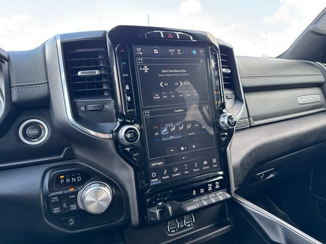 Used 2024 RAM 1500 Laramie AWD/4WD image 18