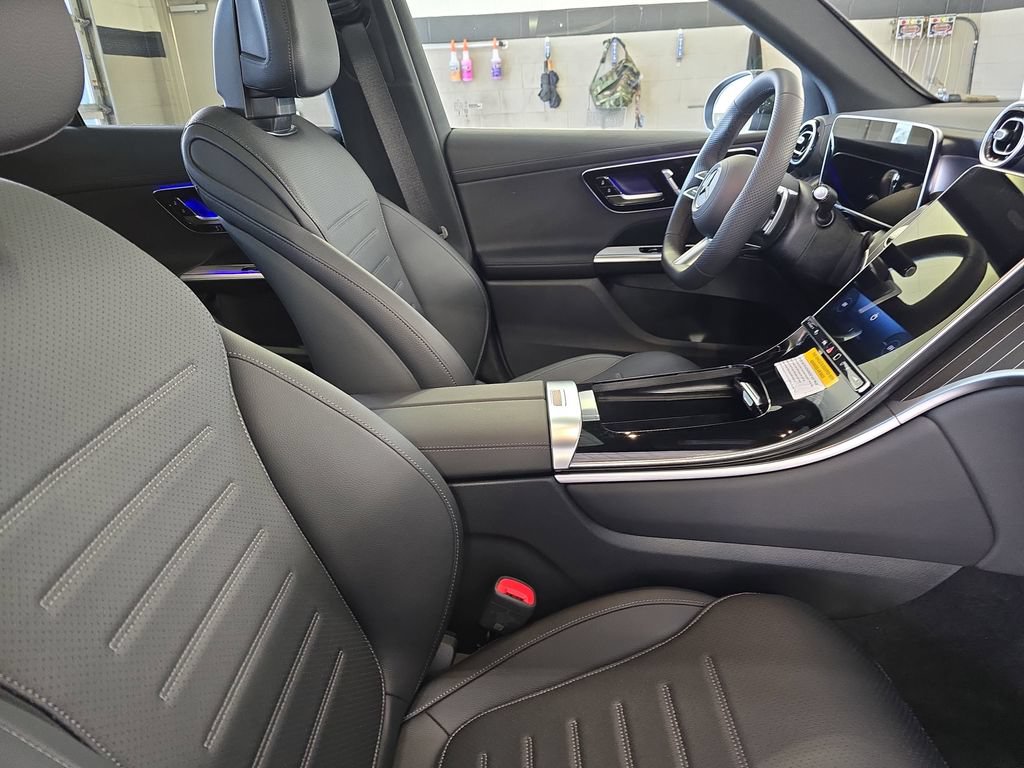 Certified 2026 Mercedes-Benz GLC 300 image 11