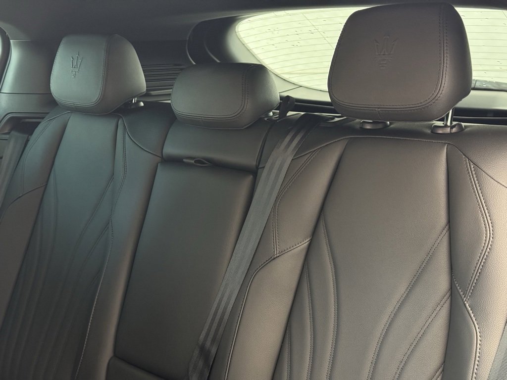 New 2024 Maserati Grecale GT image 15