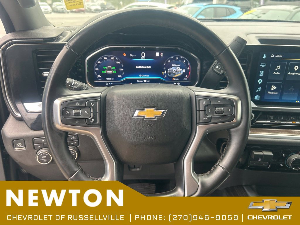 Used 2025 Chevrolet Silverado 2500 LT w/ Safety Package AWD/4WD image 12