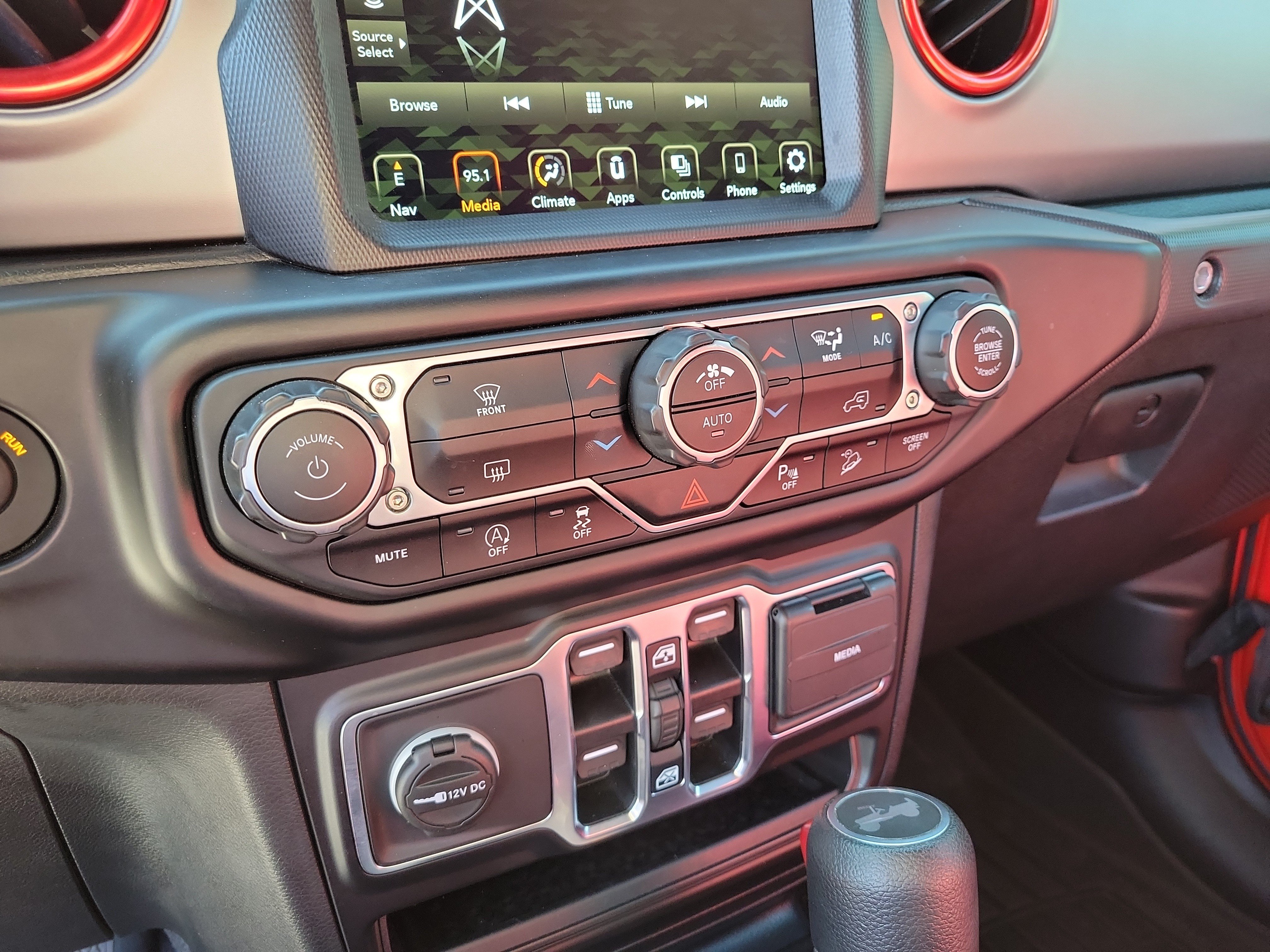 Certified 2021 Jeep Wrangler Unlimited Sport AWD/4WD image 18