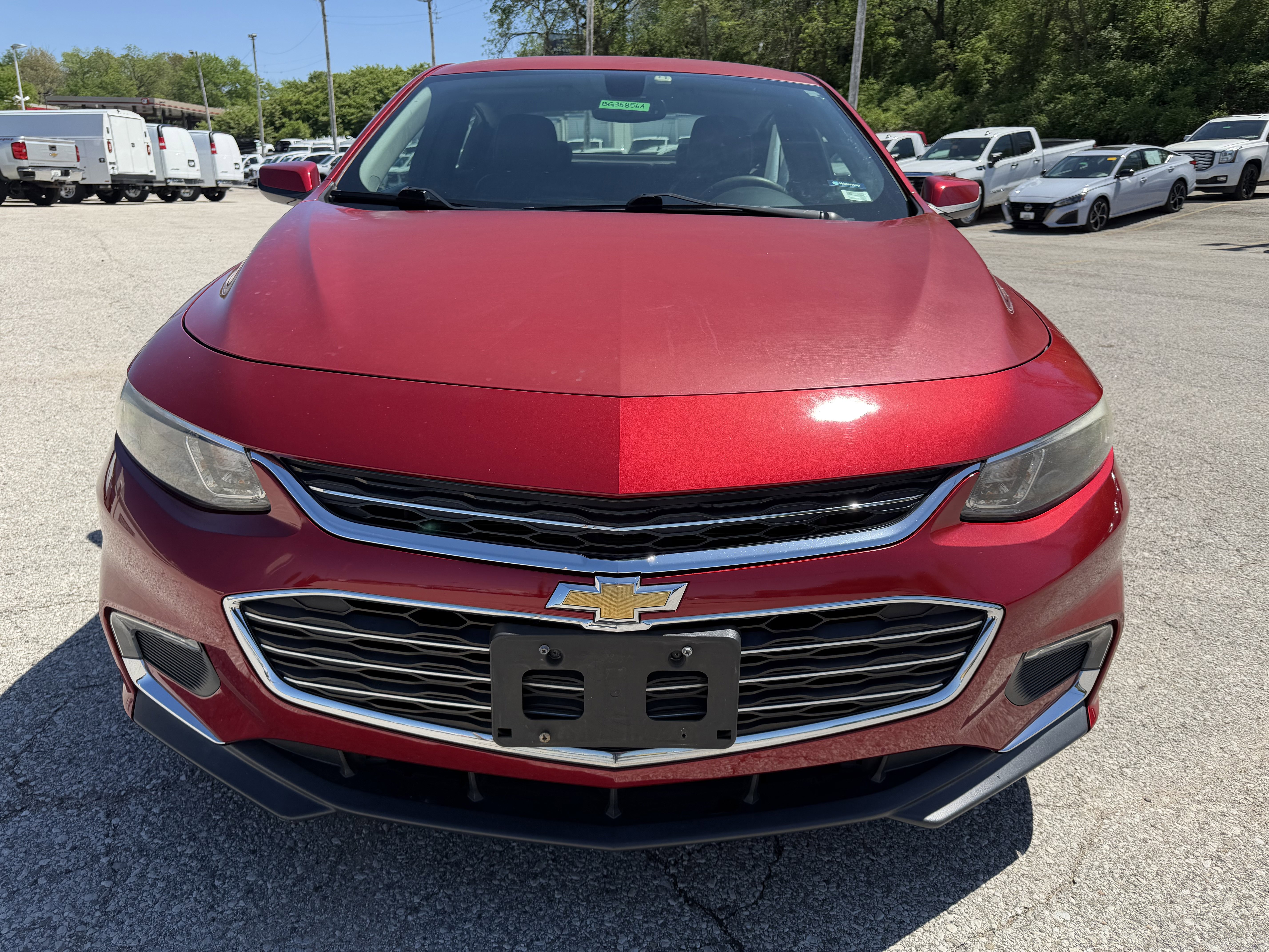 Used 2016 Chevrolet Malibu LT w/ Leather Package FWD image 2