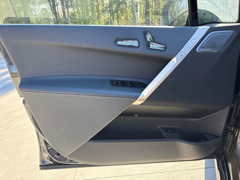 Used 2023 BMW iX M60 w/ Executive Package image 14