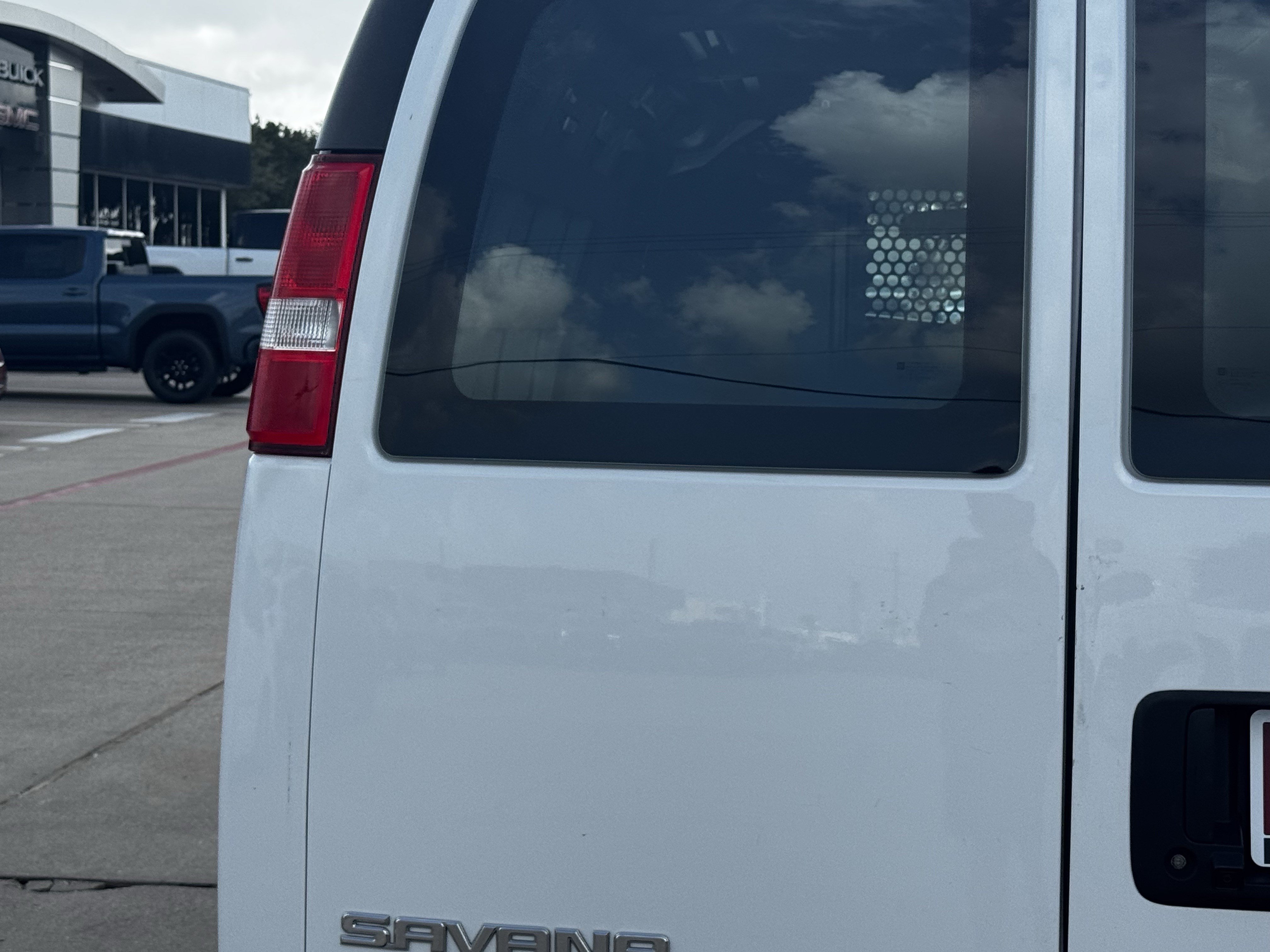 Used 2024 GMC Savana 2500 w/ Driver Convenience Package RWD image 11