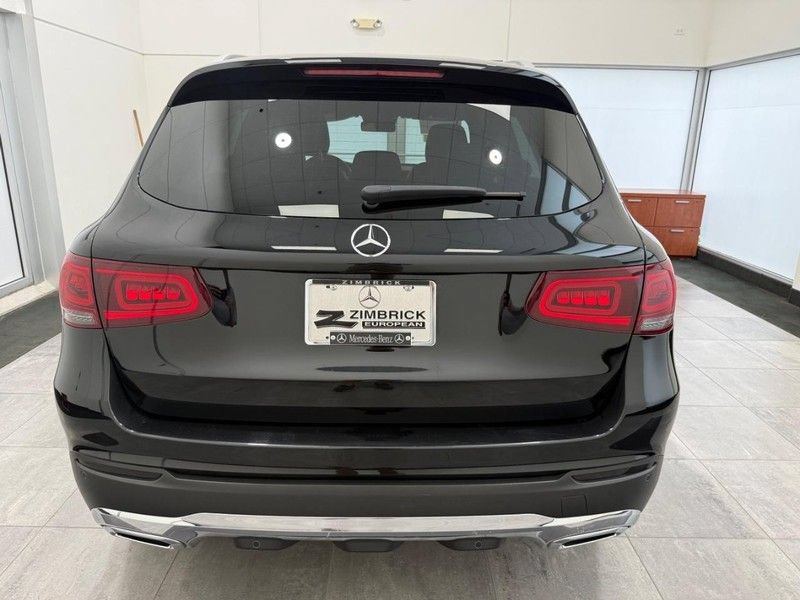 Used 2022 Mercedes-Benz GLC 300 4MATIC image 3