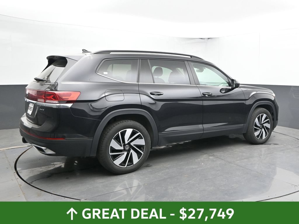 Used 2024 Volkswagen Atlas SE AWD/4WD image 4
