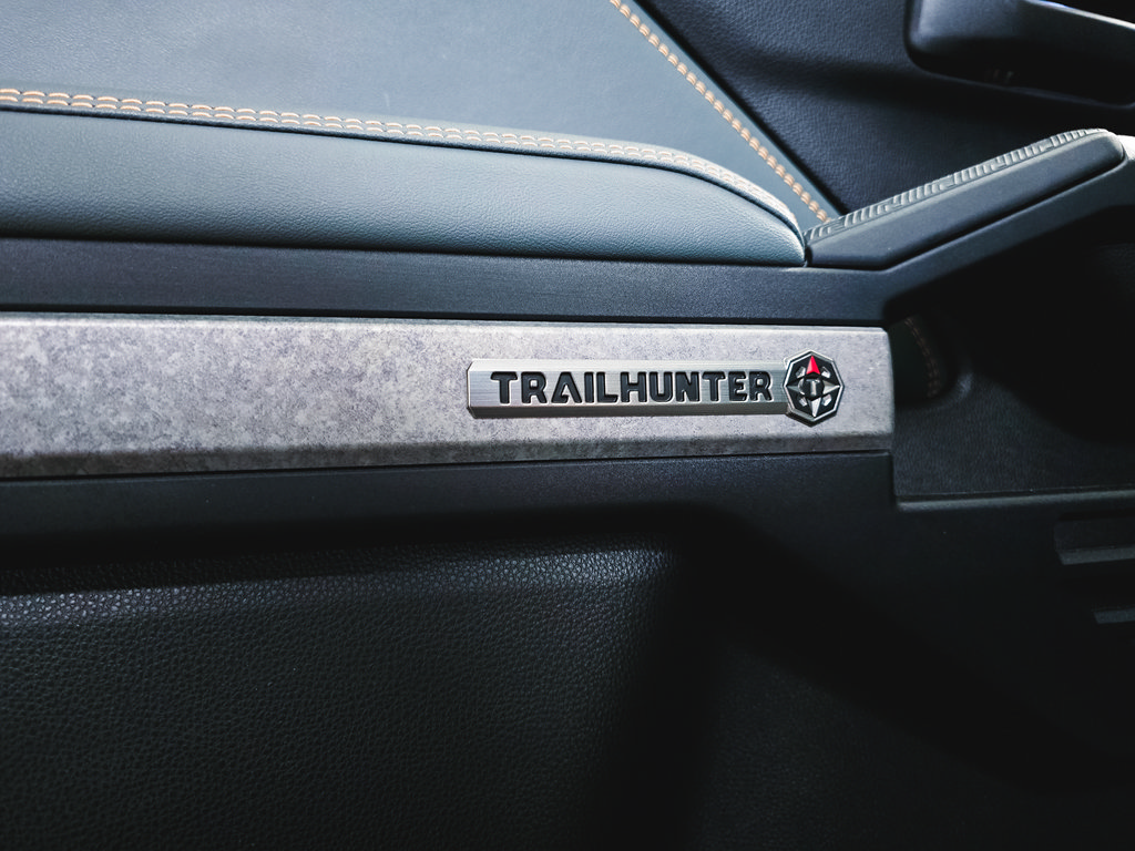 Used 2025 Toyota 4Runner Trailhunter AWD/4WD image 18