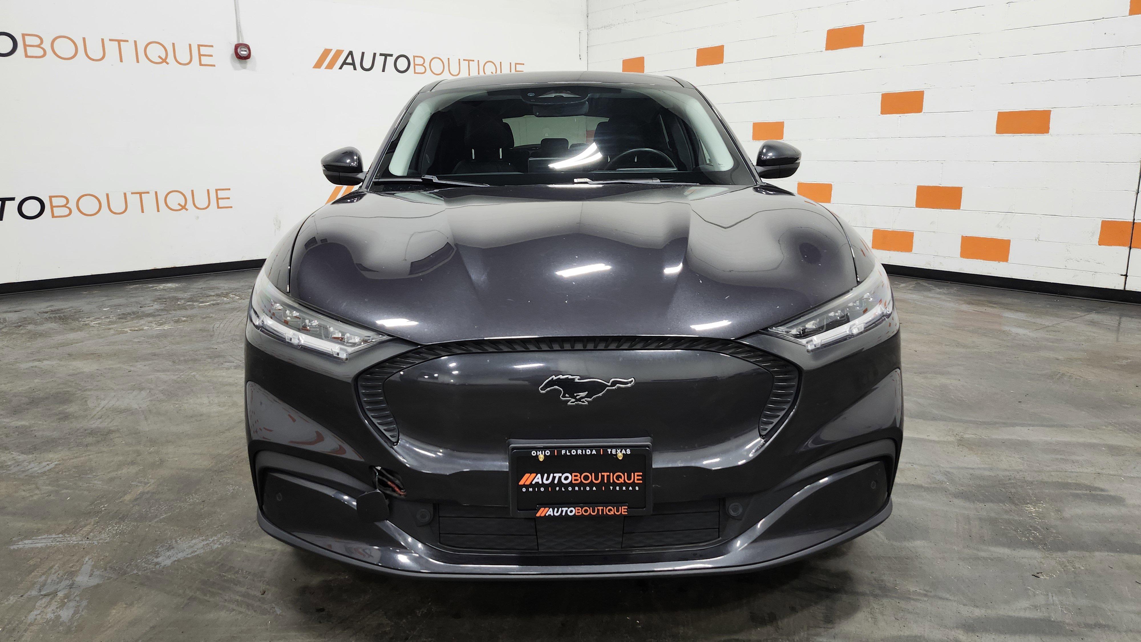 Used 2022 Ford Mustang Mach-E Select image 11