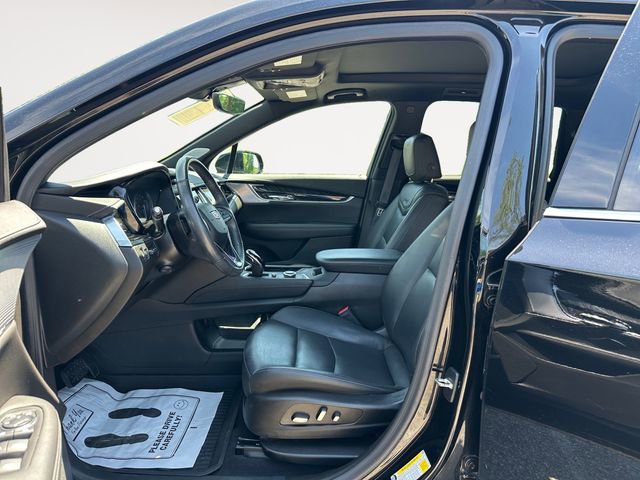 Used 2022 Cadillac XT6 Premium Luxury w/ Technology Package AWD/4WD image 9