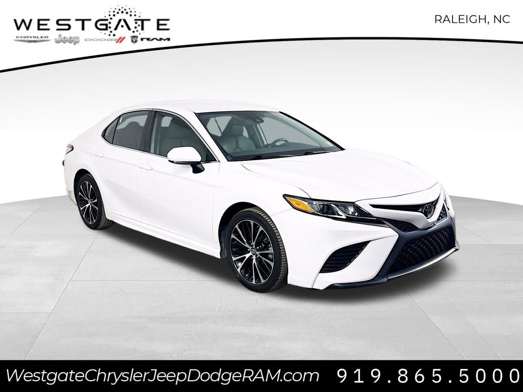 Used 2019 Toyota Camry SE