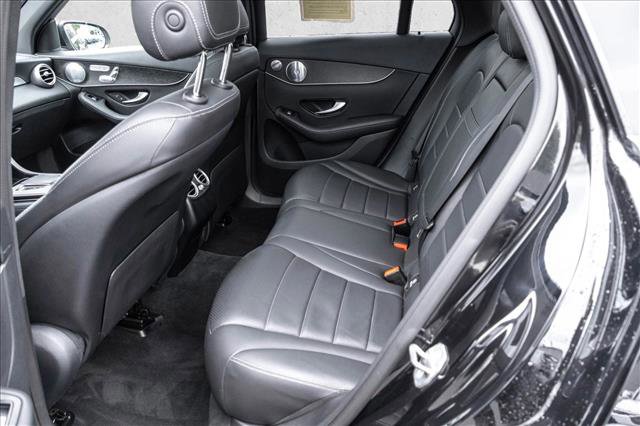 Used 2020 Mercedes-Benz GLC 300 4MATIC image 21
