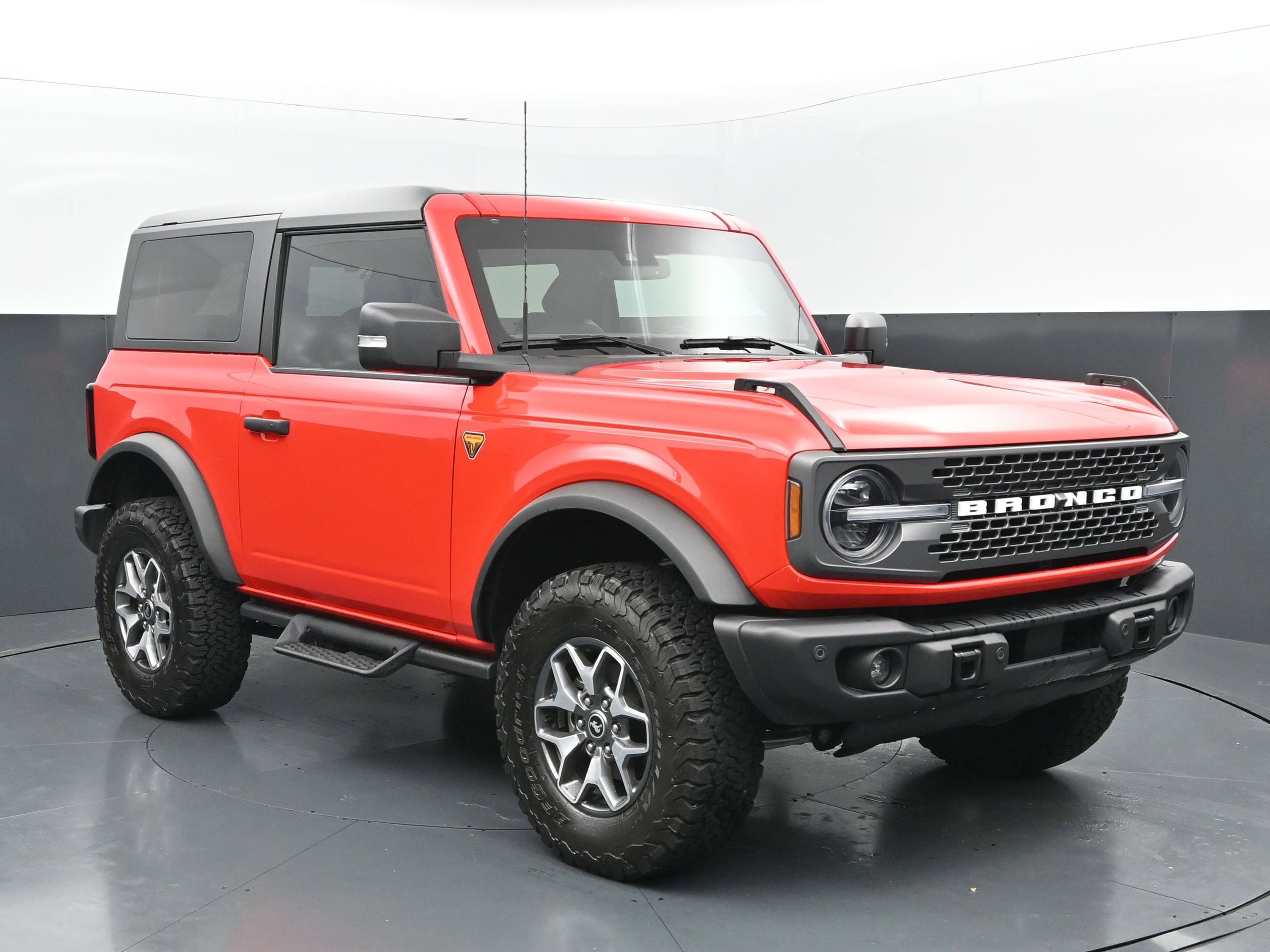 Used 2023 Ford Bronco Badlands AWD/4WD image 7