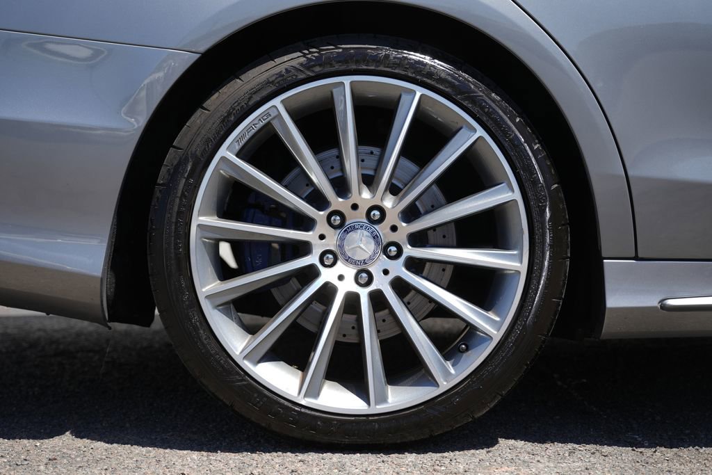 Used 2015 Mercedes-Benz S 550 Sedan image 12