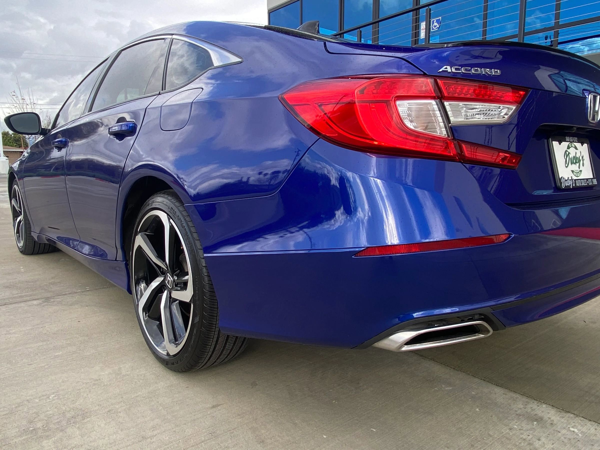Used 2022 Honda Accord Sport image 12