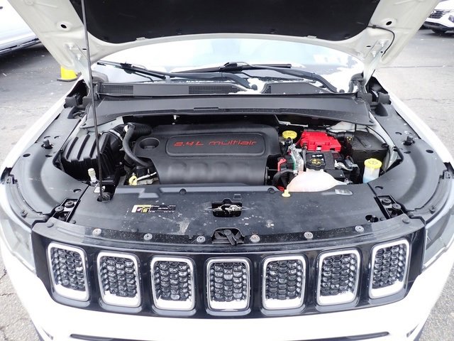 Certified 2019 Jeep Compass Latitude w/ Popular Equipment Group image 12