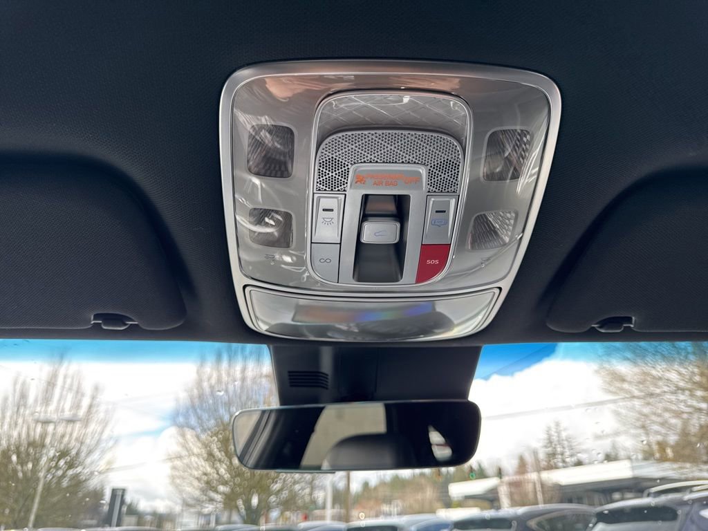 Used 2025 Genesis GV70 2.5T w/ Sport Prestige Package image 30