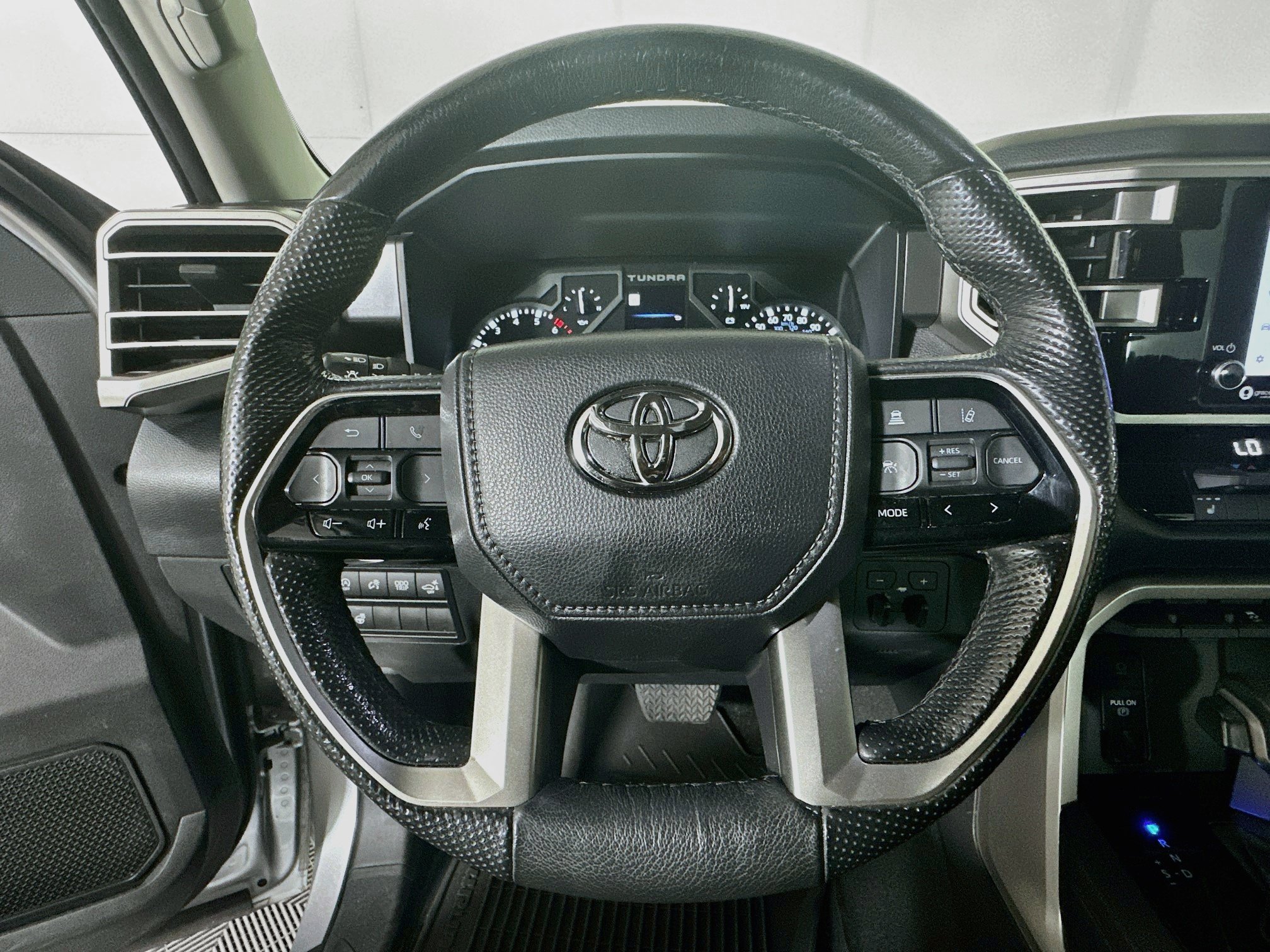 Used 2024 Toyota Tundra SR5 w/ SR5 Premium Package AWD/4WD image 15